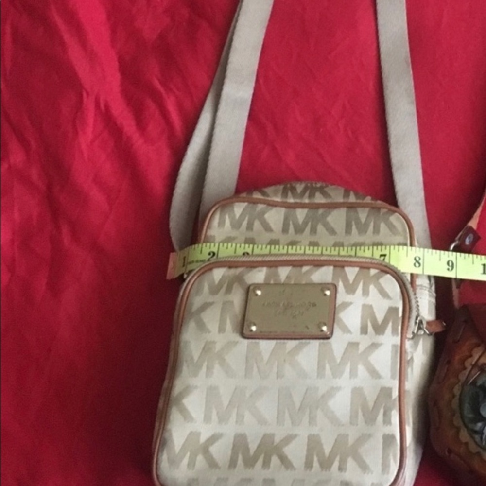 Michael kors purse